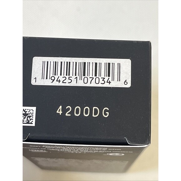 NARS Light Reflection Foundation 1 fl oz Light 0 Siberia New in Box - Picture 7 of 9